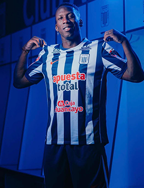 Presentación Luis Advíncula