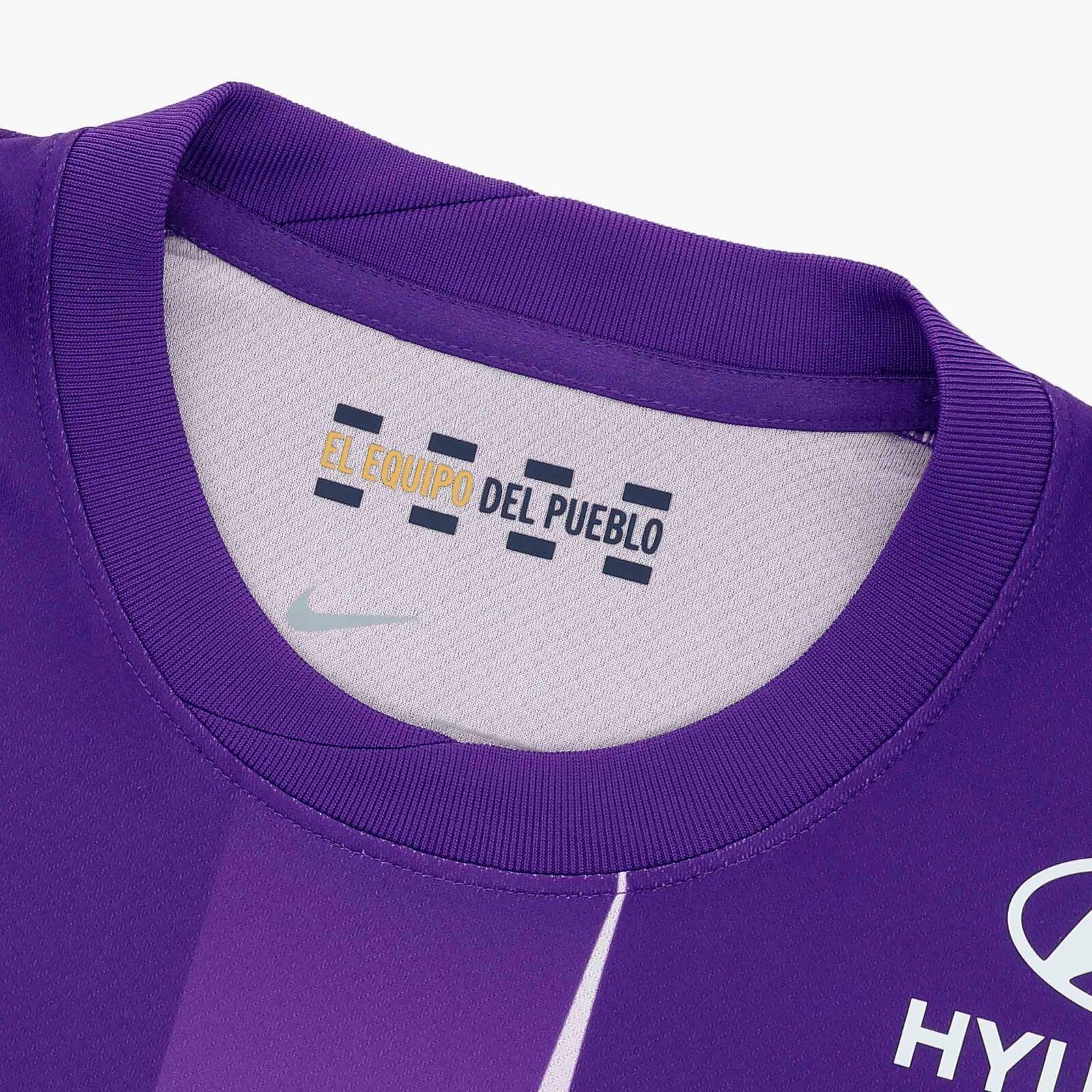 CAMISETA MORADA 2025 CON SPONSOR