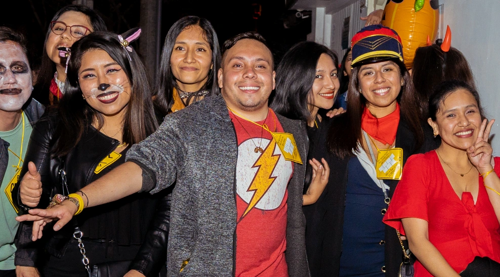 Bar Crawl Lima Halloween: Bares, Disfraces y Fiesta — Festival · lima